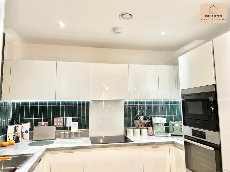 Long Term Business Relocators Canary Wharf