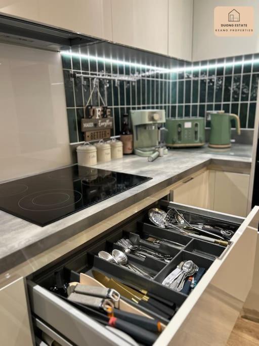 Apartment Long Term Business Relocators Canary Wharf